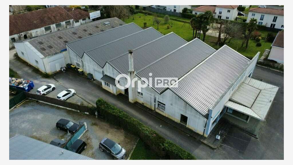 A vendre espace commercial 1500m² à Pau Nord