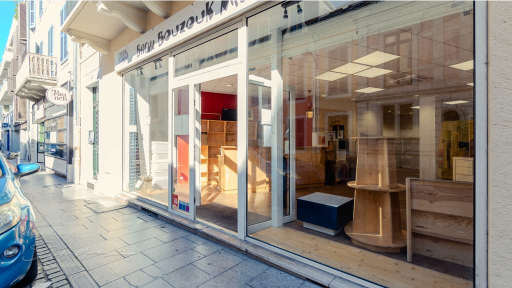 Loca commercial de 161m² à vendre à Pau centre 64