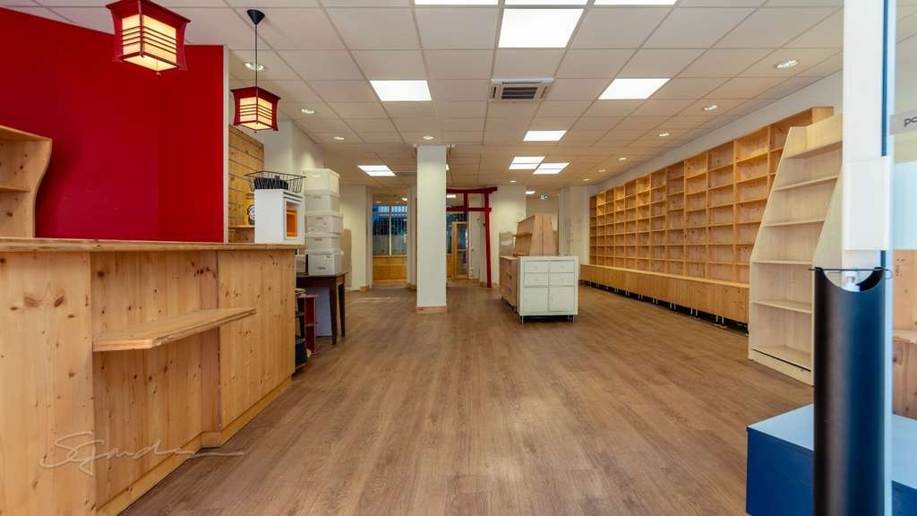 Loca commercial de 161m² à vendre à Pau centre 64