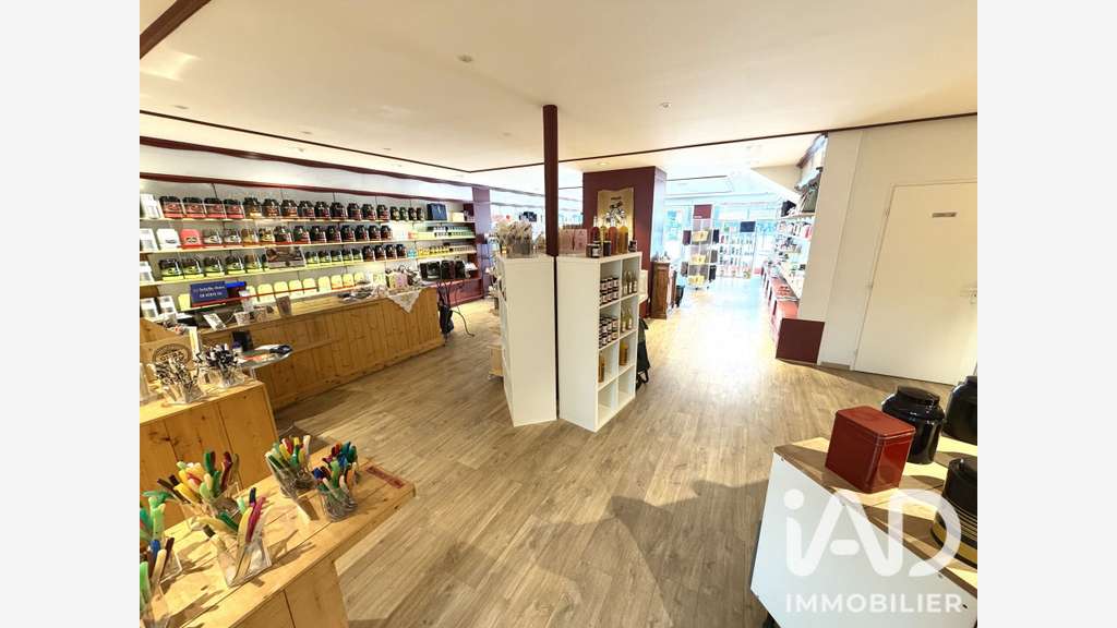 Local commercial à Pau