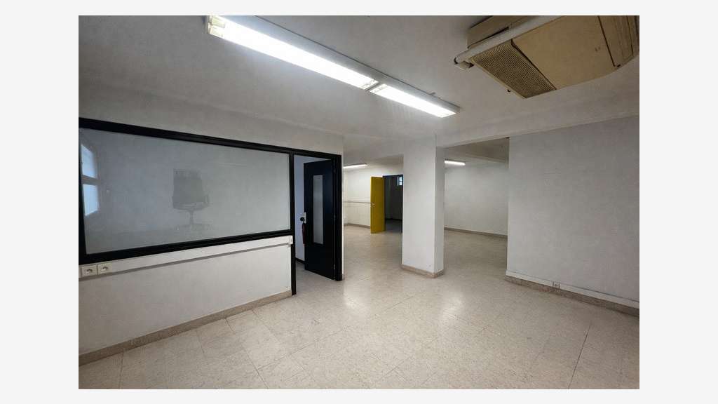 AV local commercial 115m² empl strat Perpignan