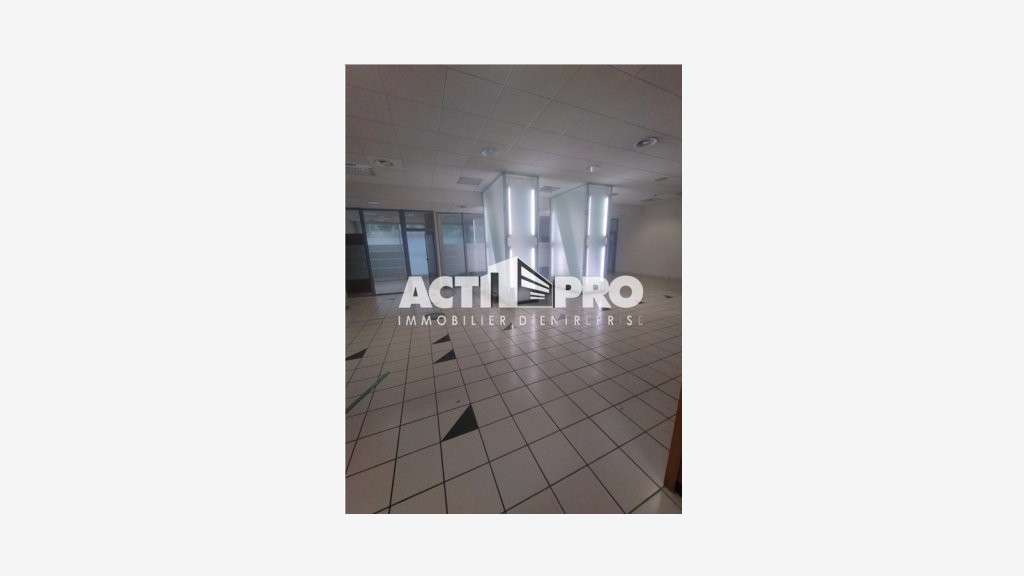 Vente agence / bureaux 542 m² à Perpignan