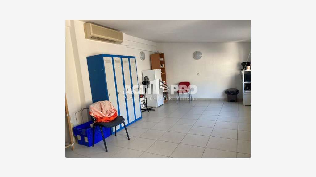 Vente local d'activité 340m² à Perpignan
