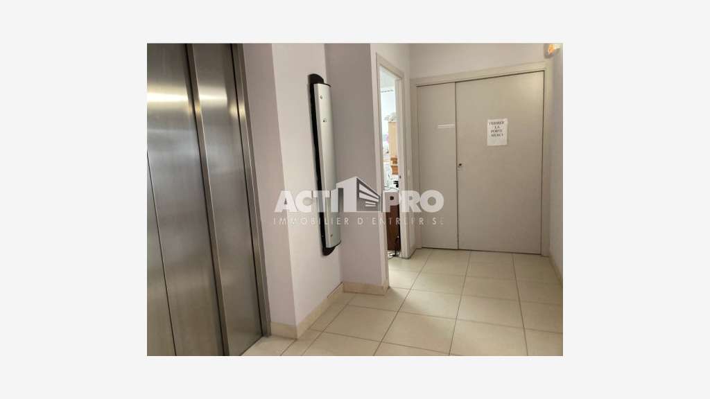 Vente local d'activité 340m² à Perpignan