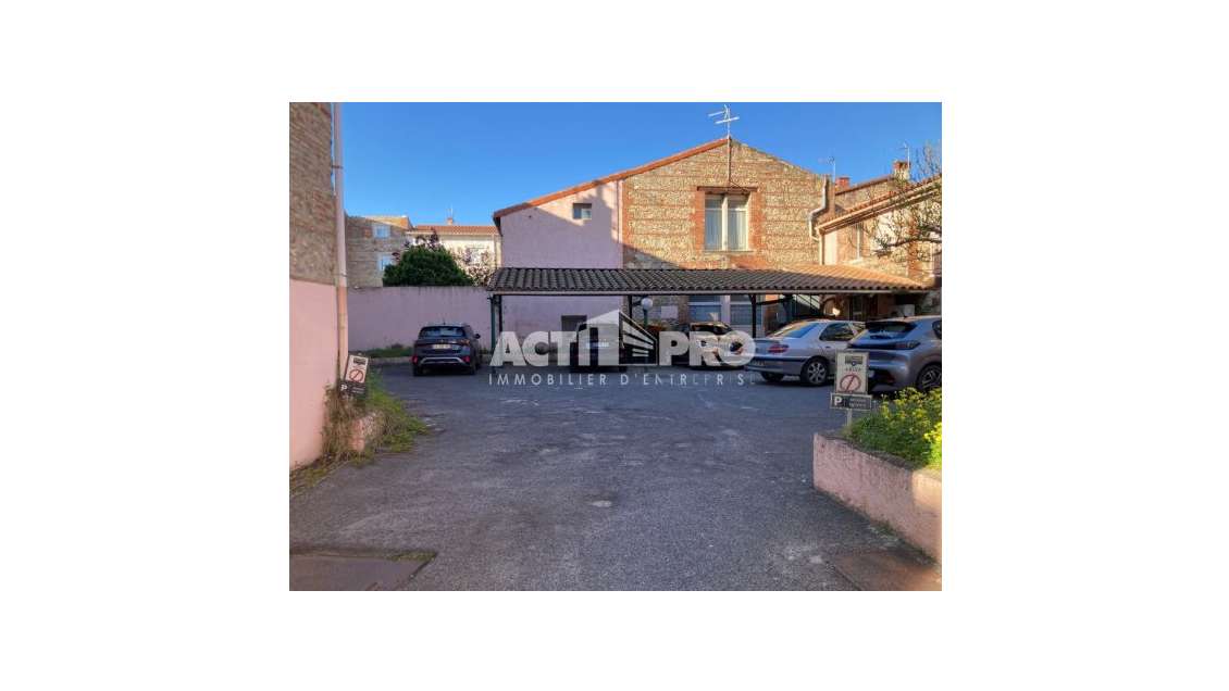 Vente local d'activité 340m² à Perpignan