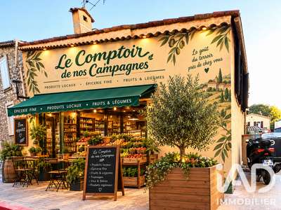 Vente local commercial de 47m² à Peymeinade centre