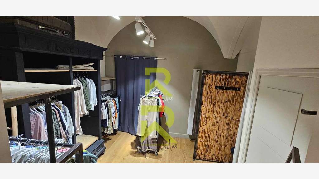 Droit au bail local commercial 45m² Pézenas centre