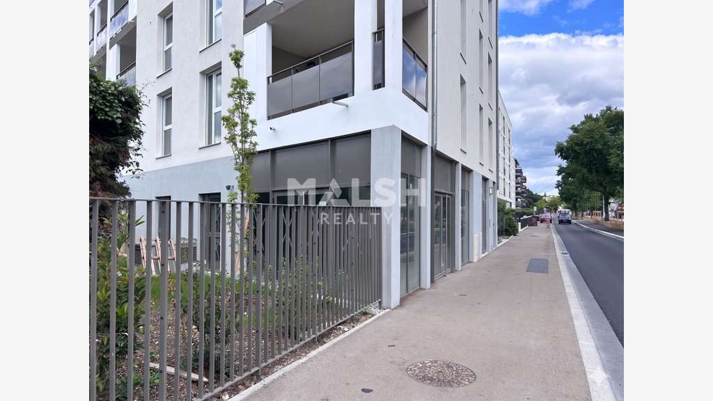 A louer local restaurant 147m² àOullins empl strat