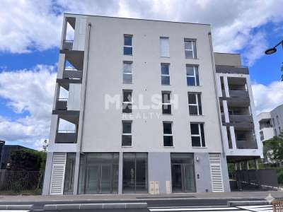 Vente Locaux commerciaux - Boutiques à Pierre-Bénite