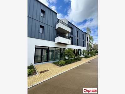 Local commercial neuf 162.56m² à vendre à Plérin