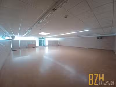 A VENDRE - LOCAL COMMERCIAL 265 m² - PLOEMEUR