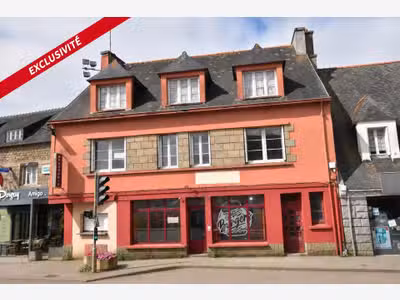 Vente immeuble de 213m² Centre de Plonévez-Porzay