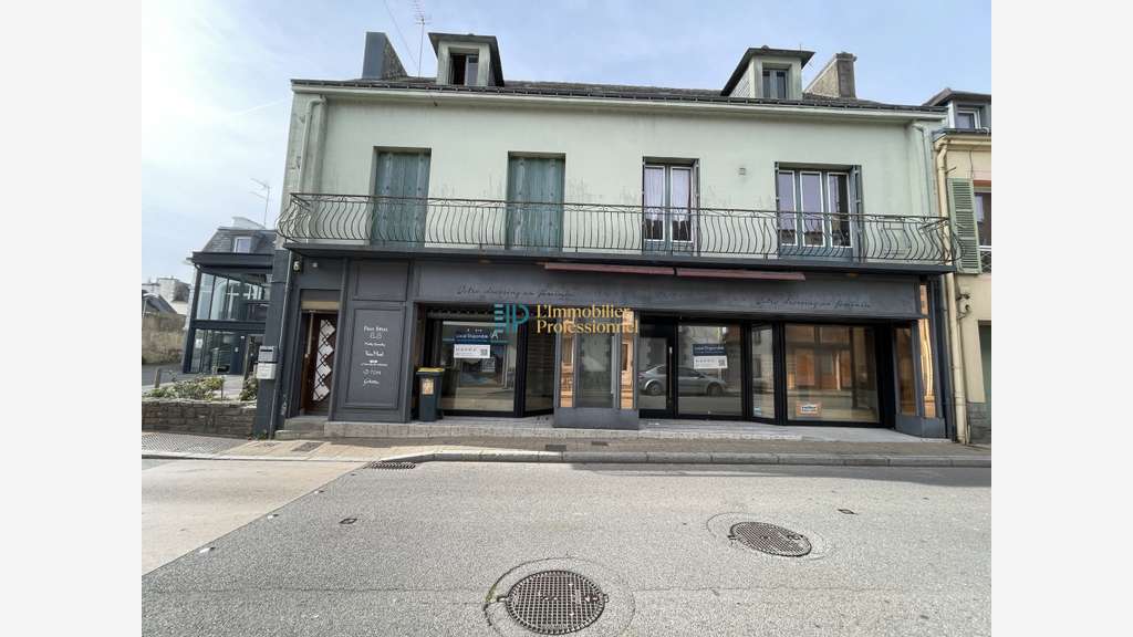 Vente local commercial occupé 146m² Plouay centre