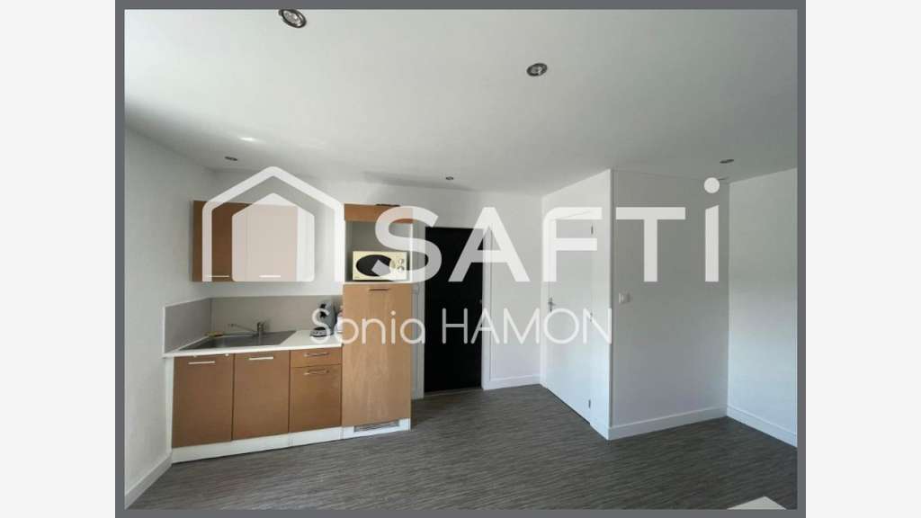 Vente local commercial & grand T2 (bis) Plouezoc'h