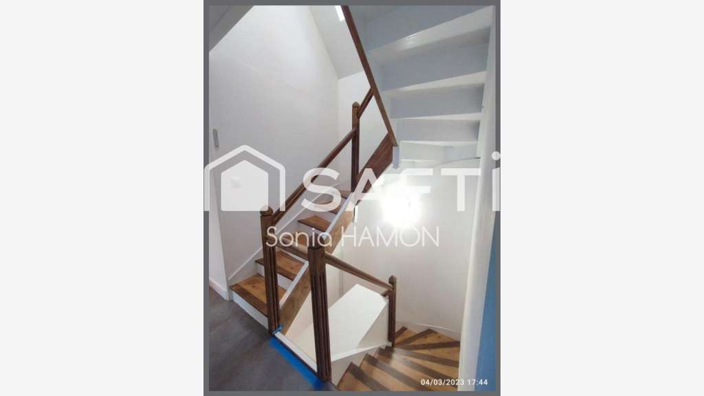 Vente local commercial & grand T2 (bis) Plouezoc'h