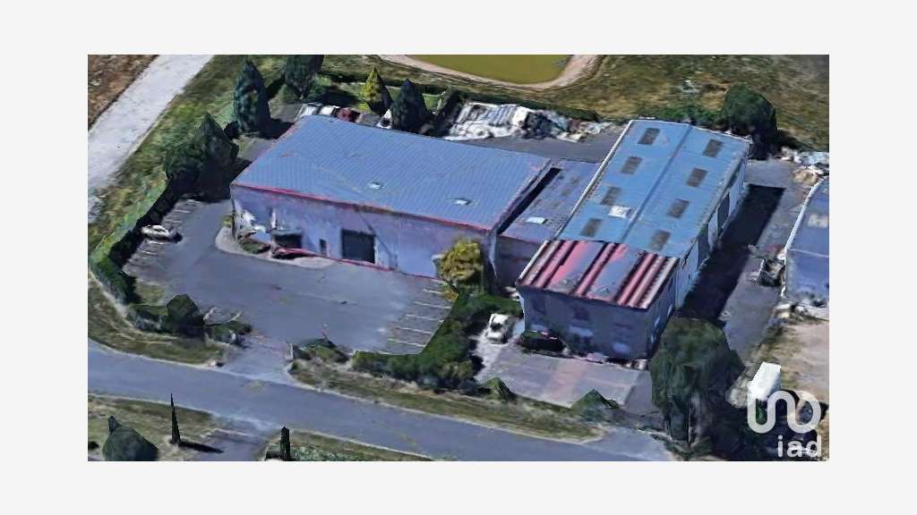 Vente murs commerciaux 1845m² à Pocé-sur-Cisse