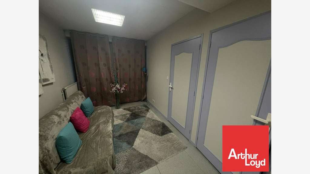 Local commercial 38m² à vendre à Poitiers 