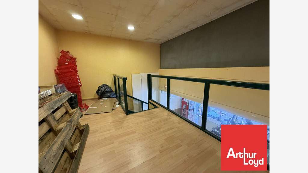 Local commercial 95m² à vendre bel empl à Poitiers