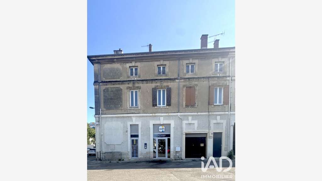 Local commercial à Pont-Saint-Esprit