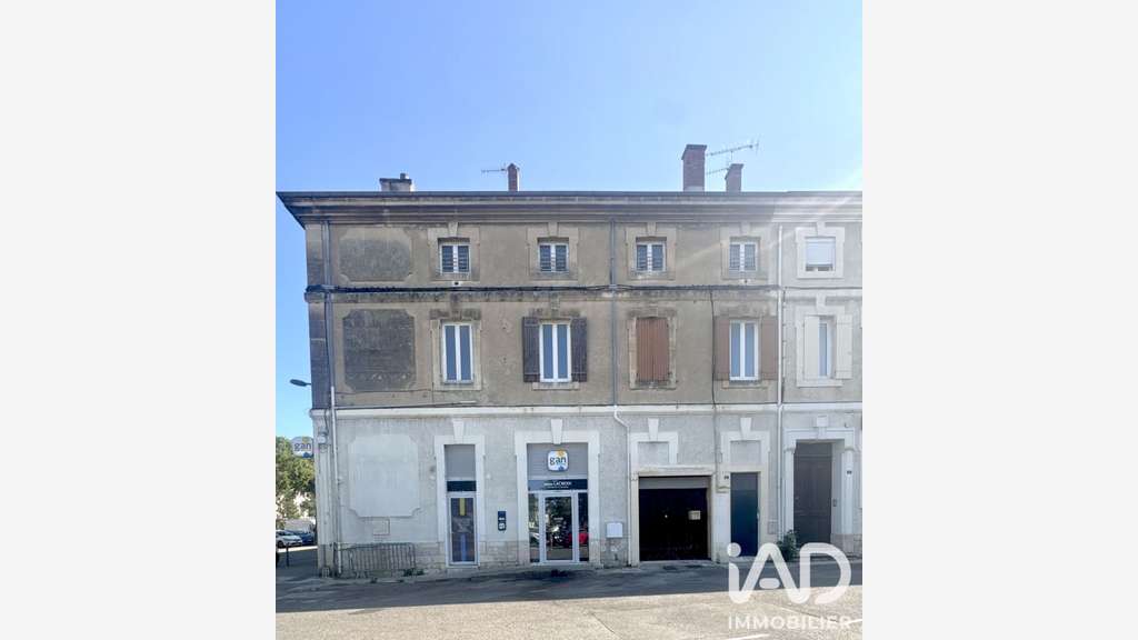Local commercial à Pont-Saint-Esprit