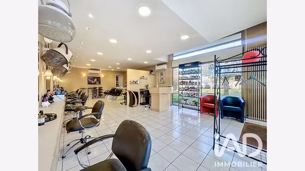 Vente murs Village Anglais à Pontault-Combault 
