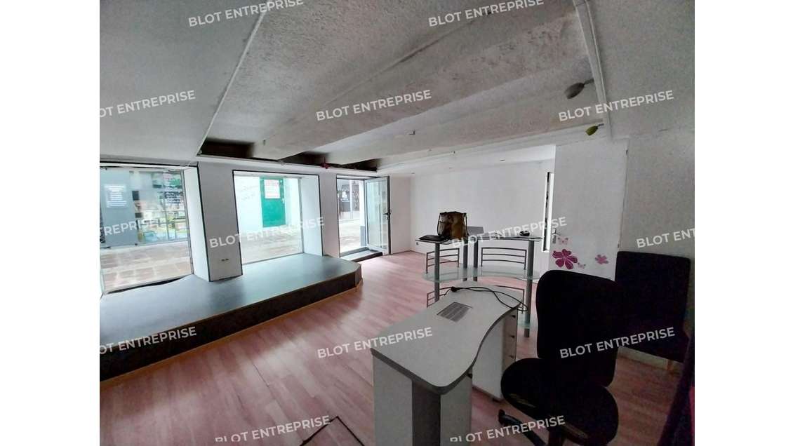 A céder local commercial de 40m² à Pontivy centre