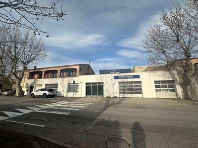 Vente local 240m² à Port-Saint-Louis-du-Rhône