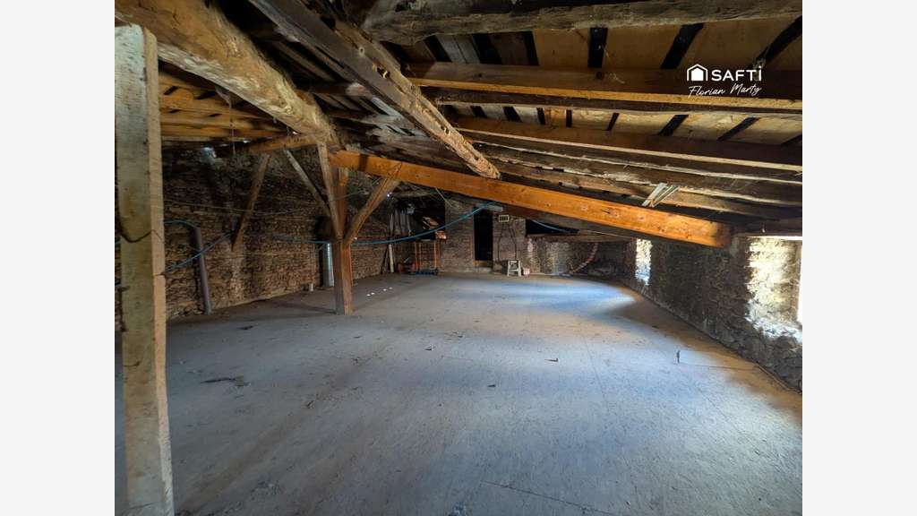 Vente local commercial 188m² à Daumazan-sur-Arize