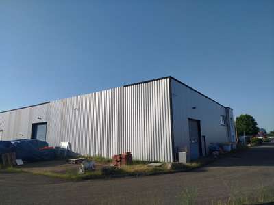 Depot et bureaux proche autoroute