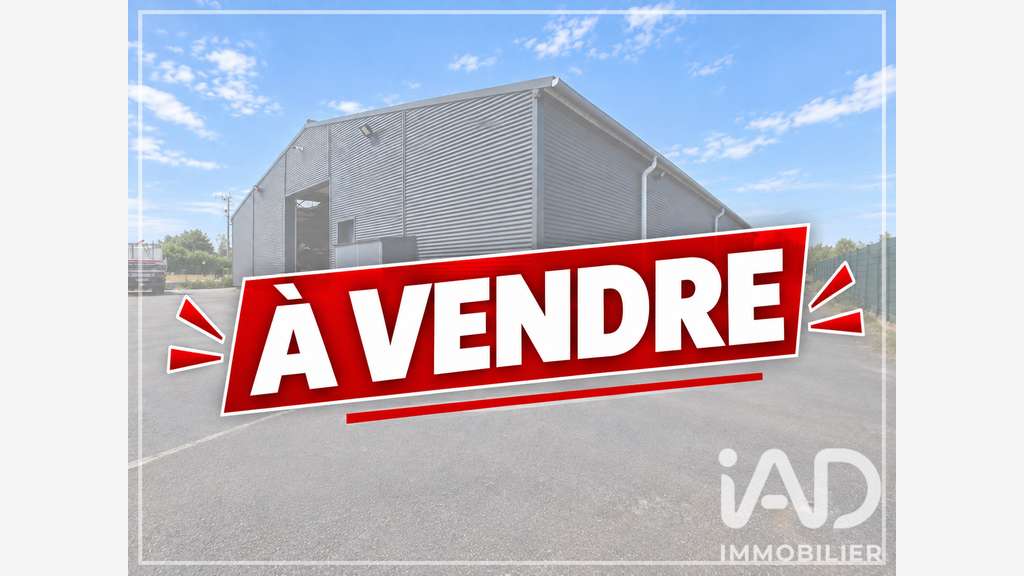 Vente local d'activité bureaux de 660m² à Quévert