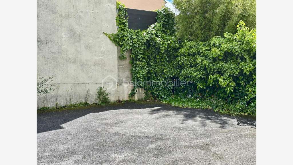 AV local cial bureaux 43m² à Quimper Kerfeunteun