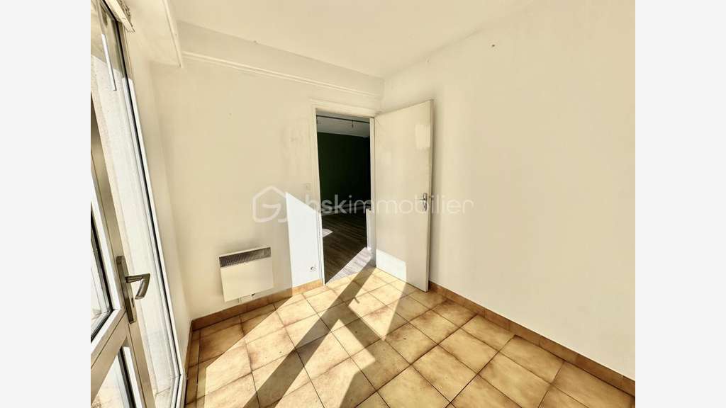 AV local cial bureaux 43m² à Quimper Kerfeunteun