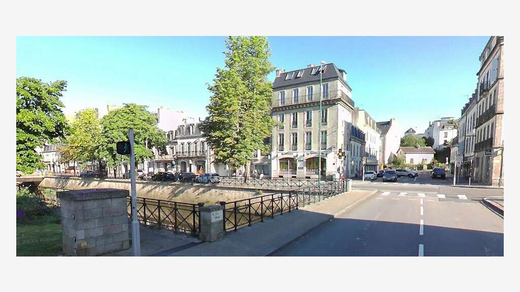 Vente local locataire en place à Quimper