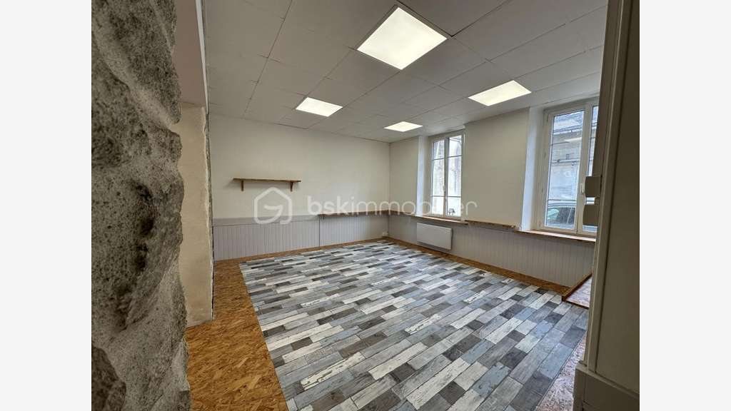 Local commercial 75 m² - Quimper Cap Horn