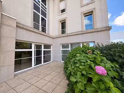 AV local professionnel 130m² Quai Odet Quimper