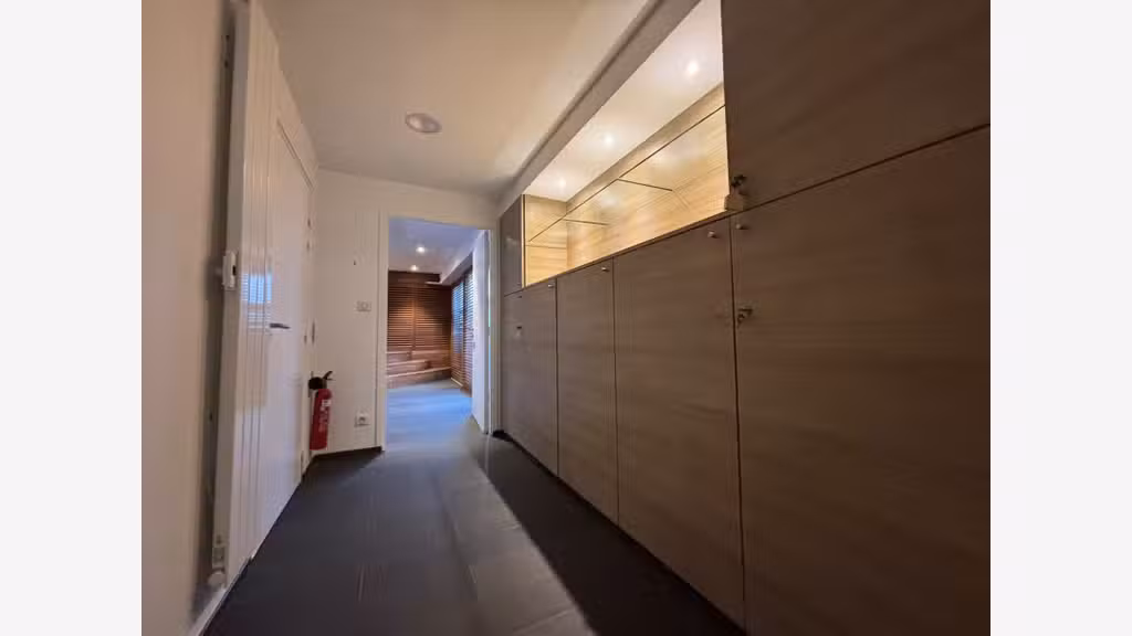 AV local professionnel 130m² Quai Odet Quimper