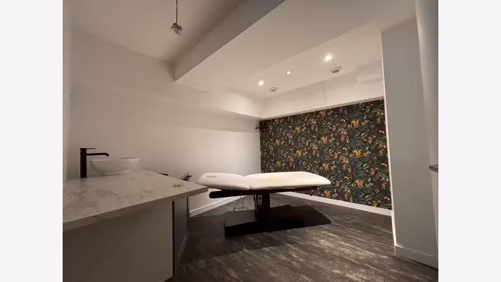 AV local professionnel 130m² Quai Odet Quimper