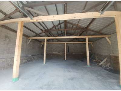 A vendre local commercial 165m² à Quimperlé centre