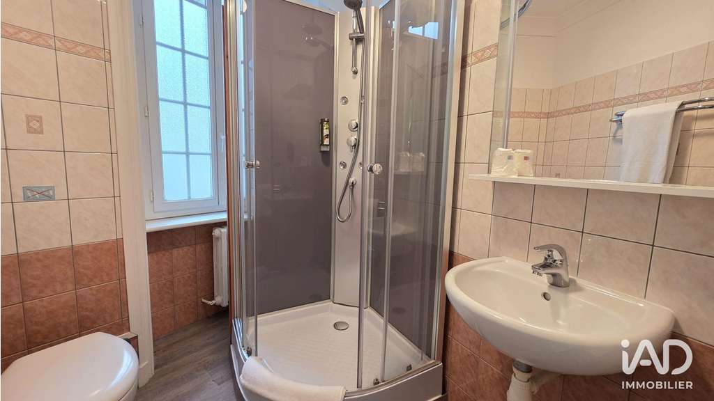 Vente murs commerciaux à Quintin centre