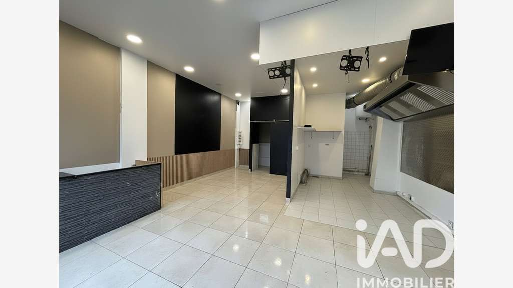 Vente murs commerciaux 40m² à Rambouillet centre