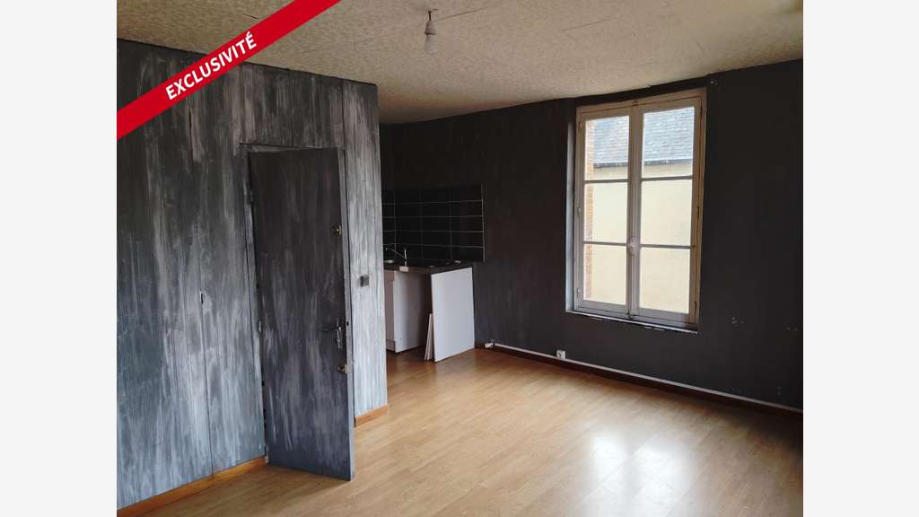 Vente local commercial 70m² à Randonnai 