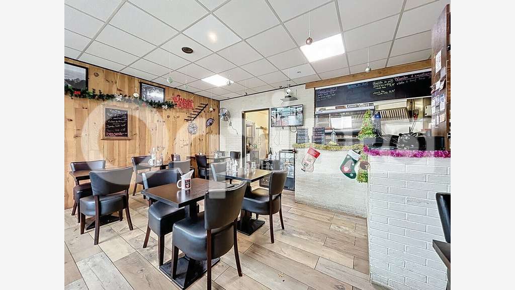 AV local commercial 130m² accès facile à Rantigny