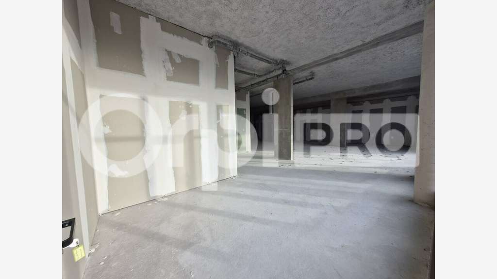 Local commercial neuf 174m² à vendre à Reims 