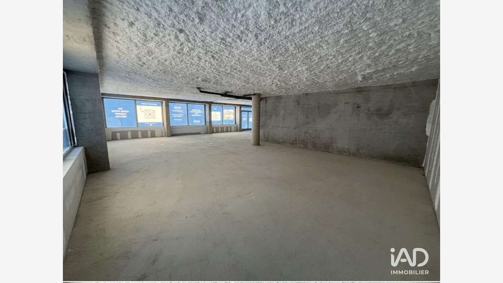 Vente local commercial 194m² axe passant à Reims