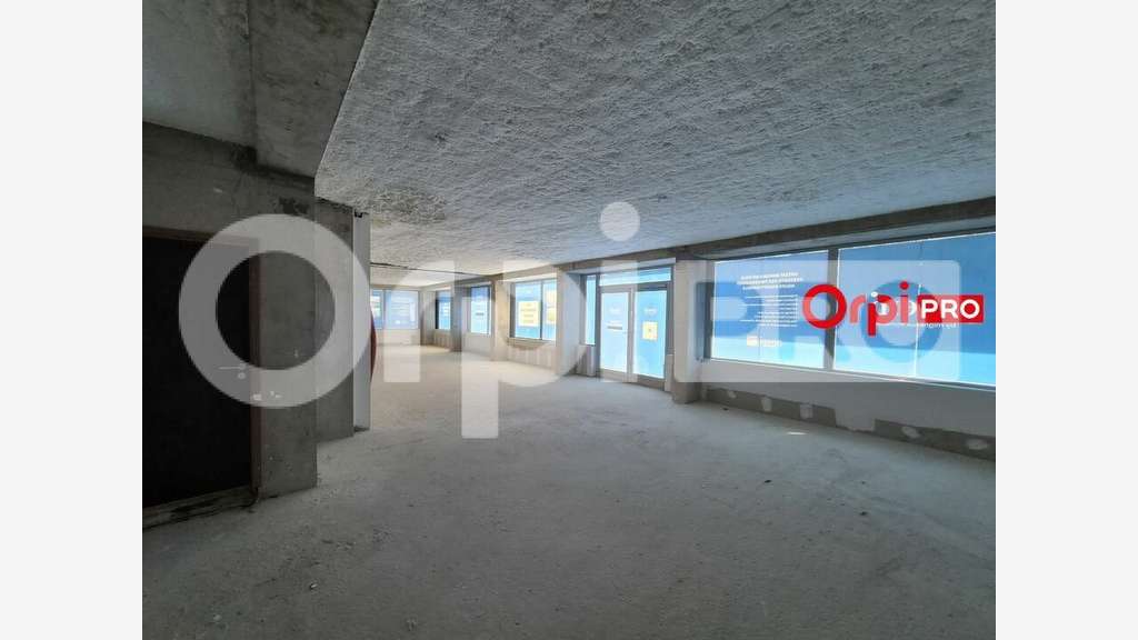 LOCAL COMMERCIAL à vendre dans le 51