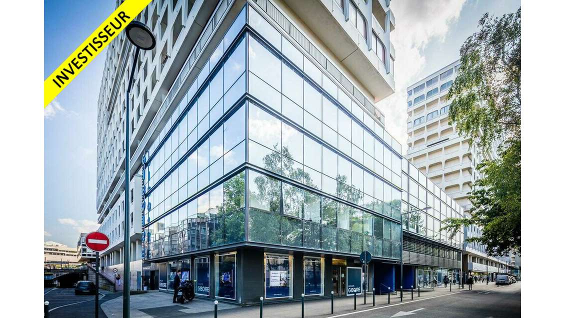 Murs commerciaux loués de 100m² à vendre à Rennes