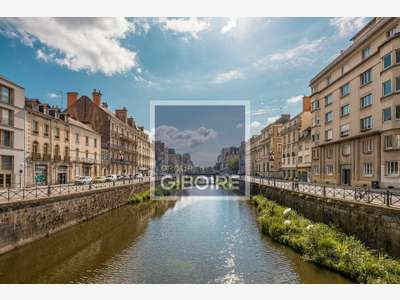 AV murs commerciaux de 47m² au centre de Rennes