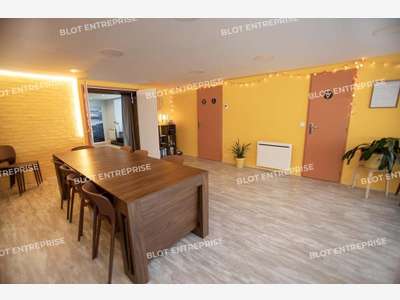 A vendre locaux commerciaux 88m² à Rezé