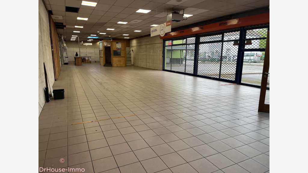 Vente local professionnel de 308m² à Riedisheim