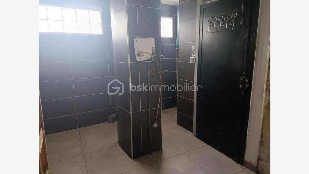 AV local commercial 47m² + appartement 30m² Rives